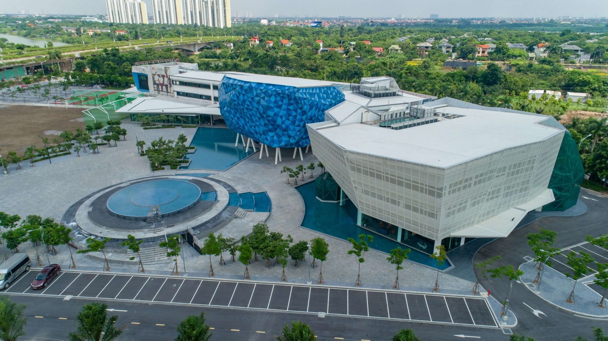 British University Vietnam (BUV) – Ecopark campus | UTEC Co., Ltd